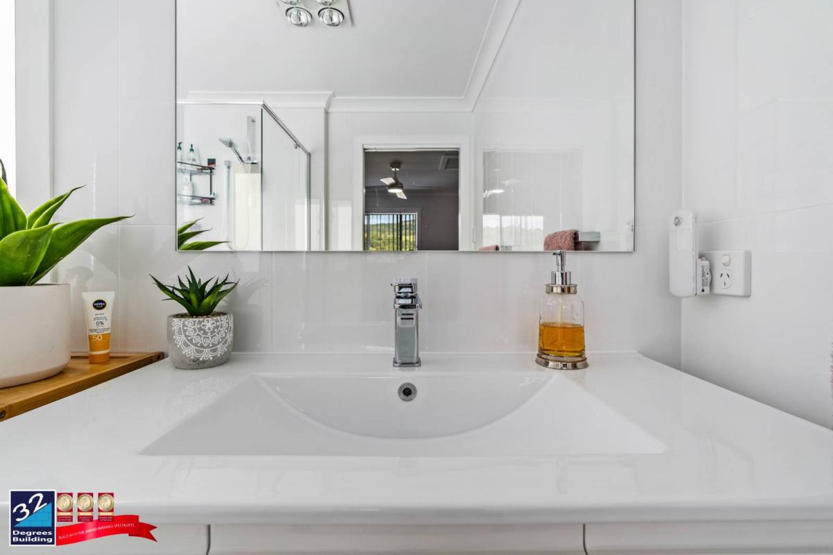 Second Storey Addition - Albion Park (26 of 33)