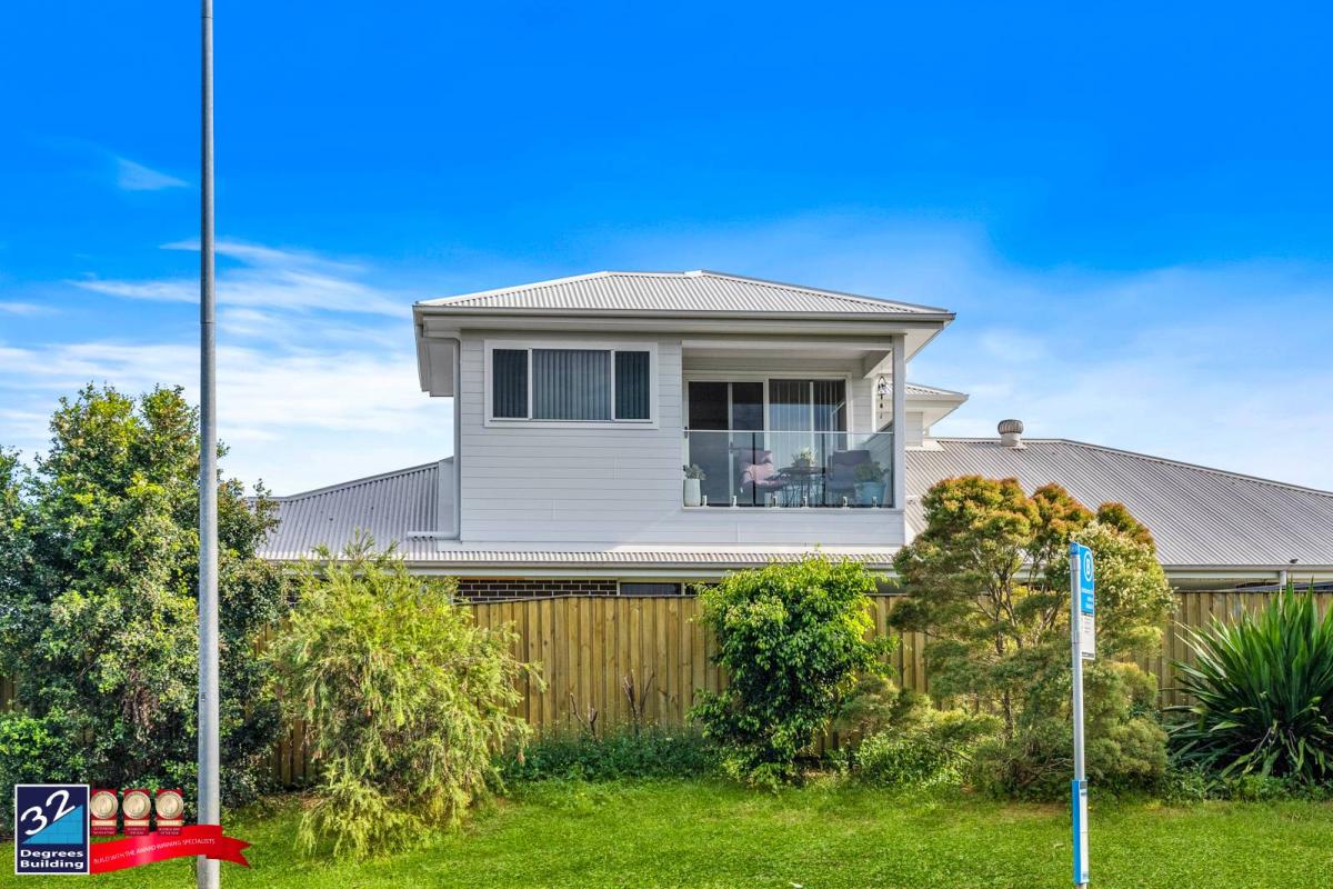 Second Storey Addition - Albion Park (6 of 33)