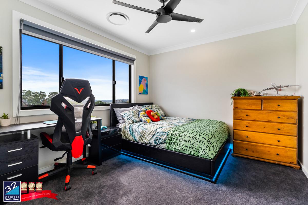 Second Storey Addition - Ambarvale (37 of 39)