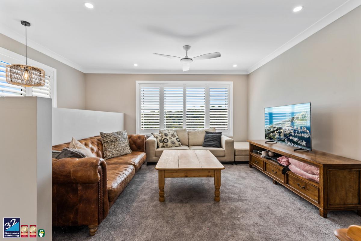 Second Storey Addition - Bonnet Bay (8 of 23)