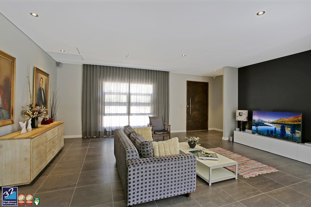 custom-home-Buxton-11